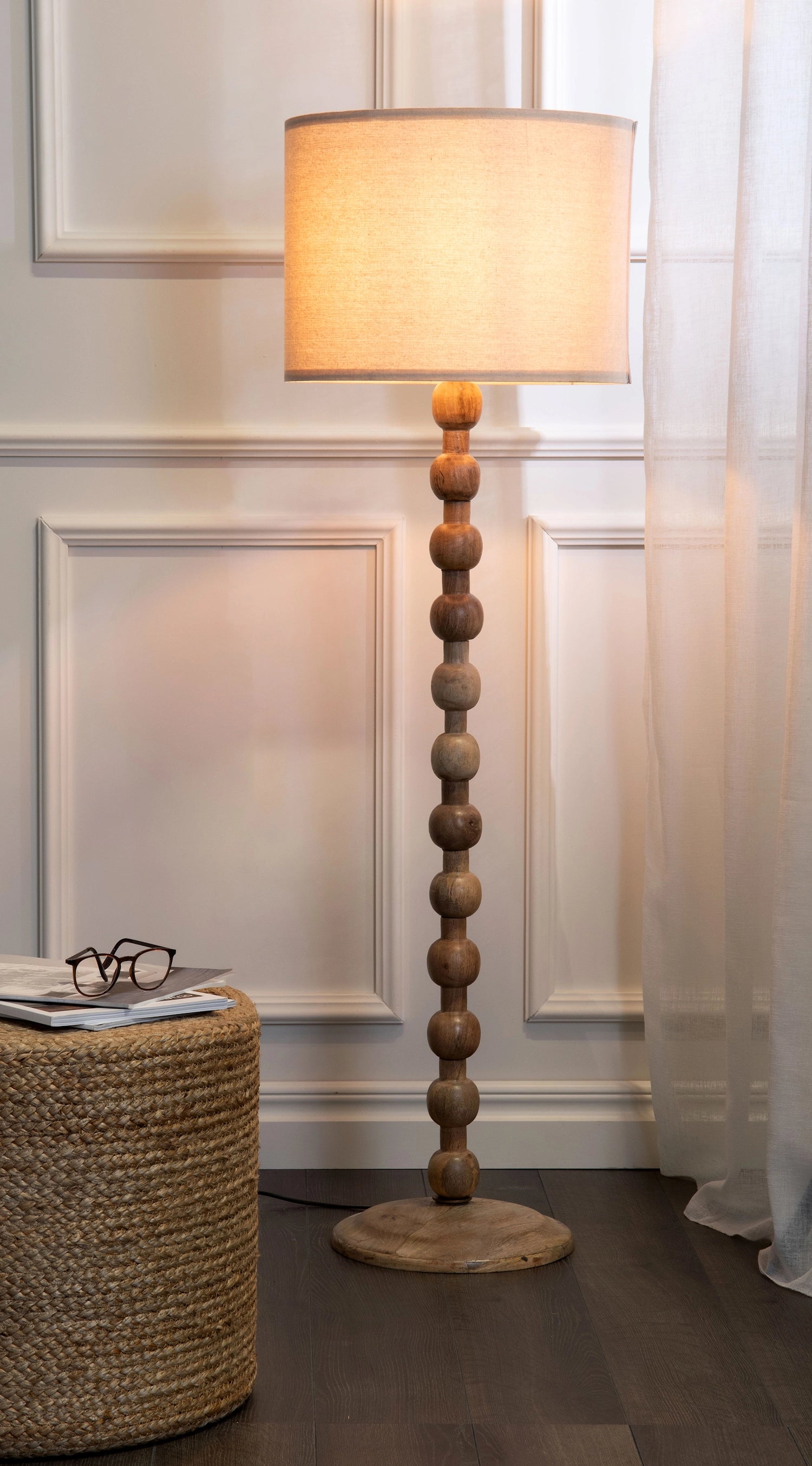 Golvlampa TRÄKLOT 120cm antik trä inkl. lampskärm