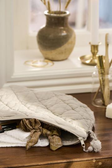 Necessär QUILTED