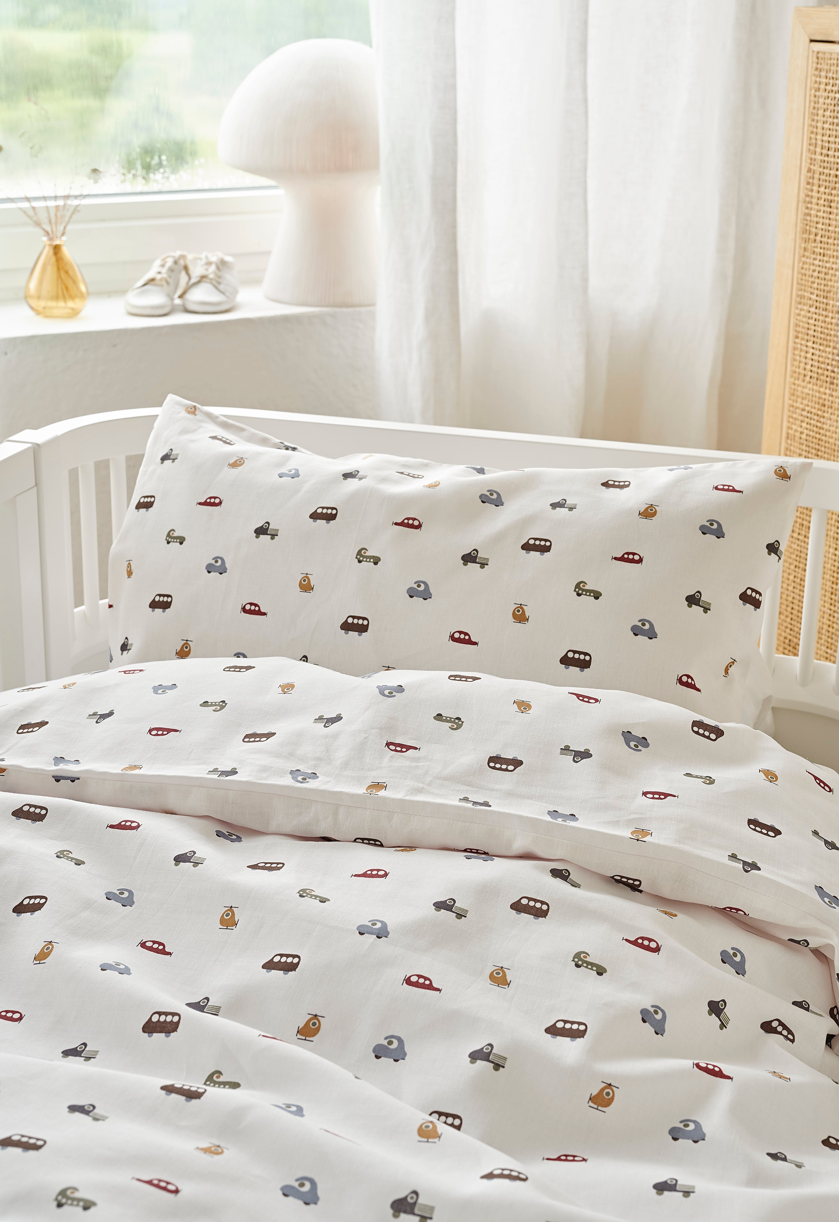Påslakanset spjälsäng JOHN beige
