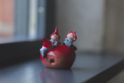 Figur NISSAR ÄPPLE