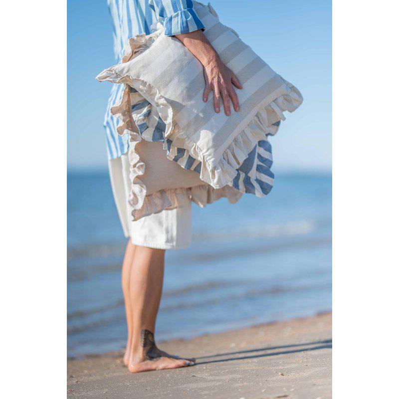 Kuddfodral AMALIA VOLANG linne 45x45 cm