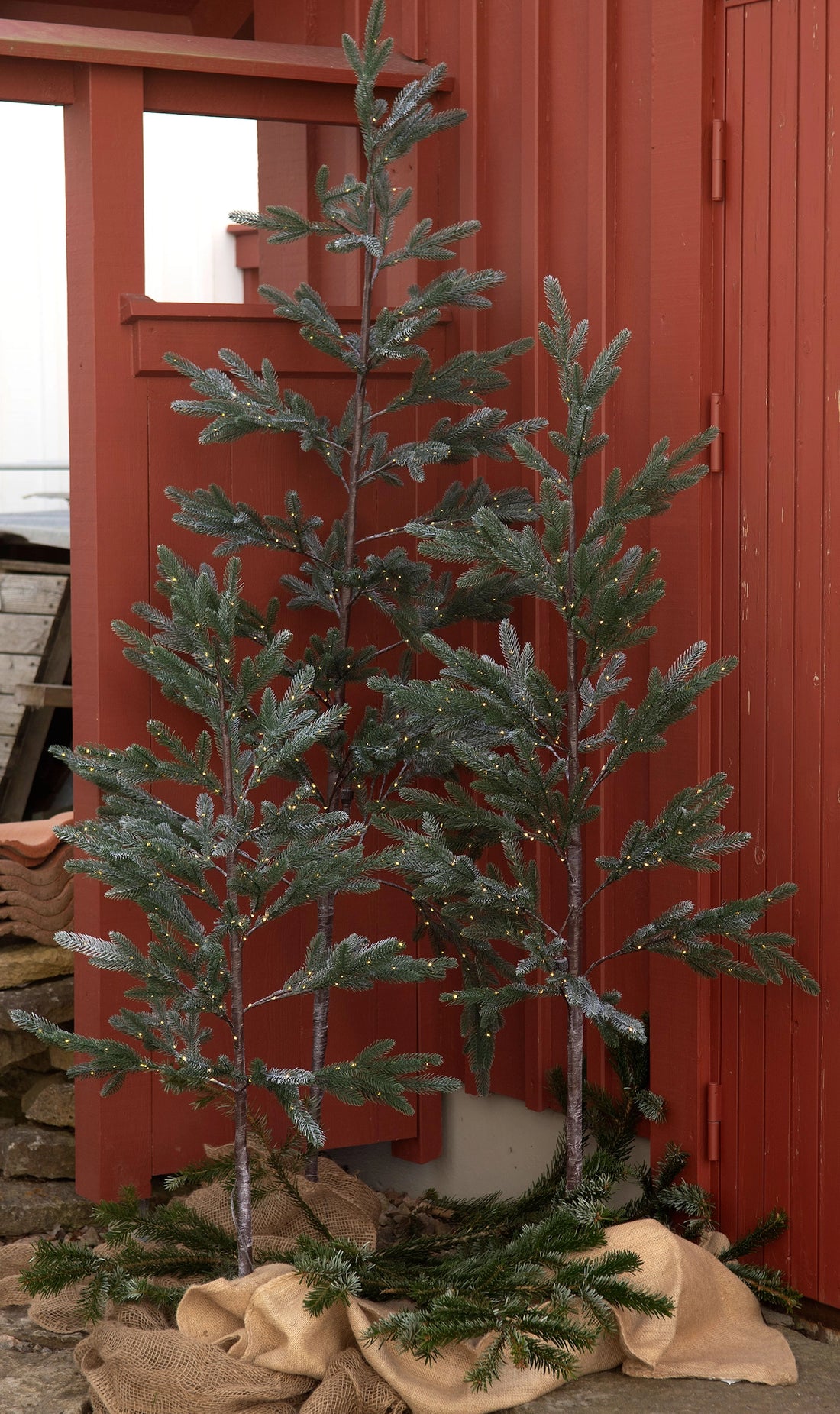 Julgran LED för utomhusbruk 120cm med fäste