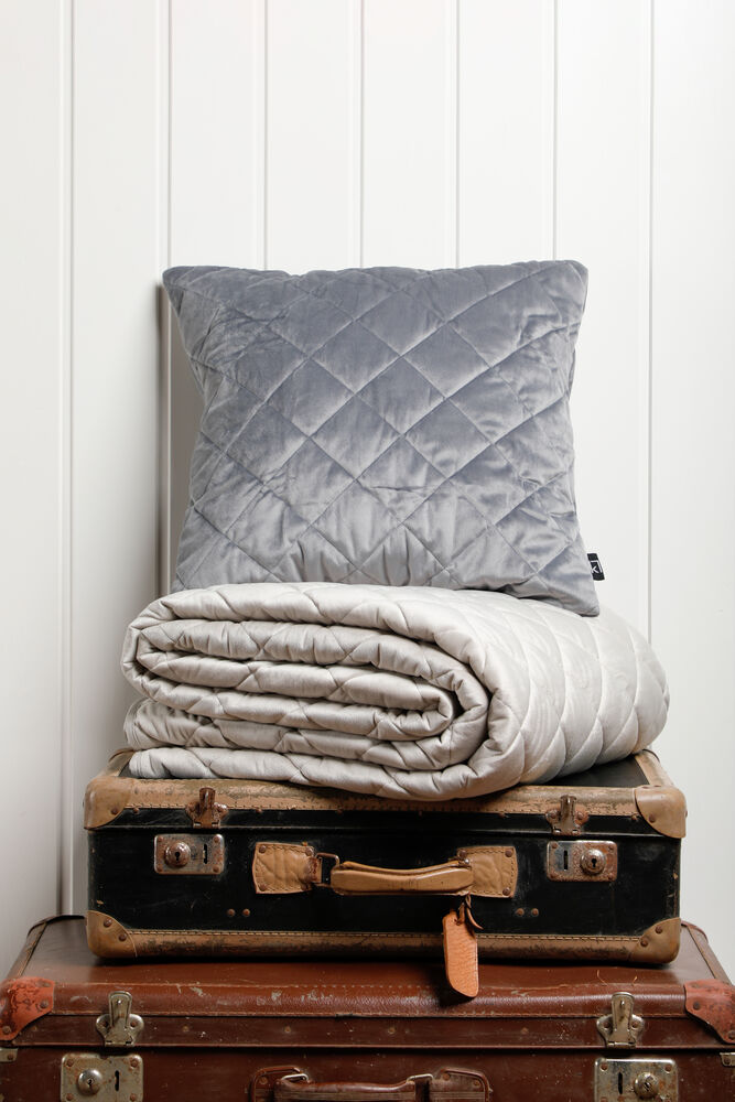 Överkast och kuddfodral QUILT SAMMET 260x260cm