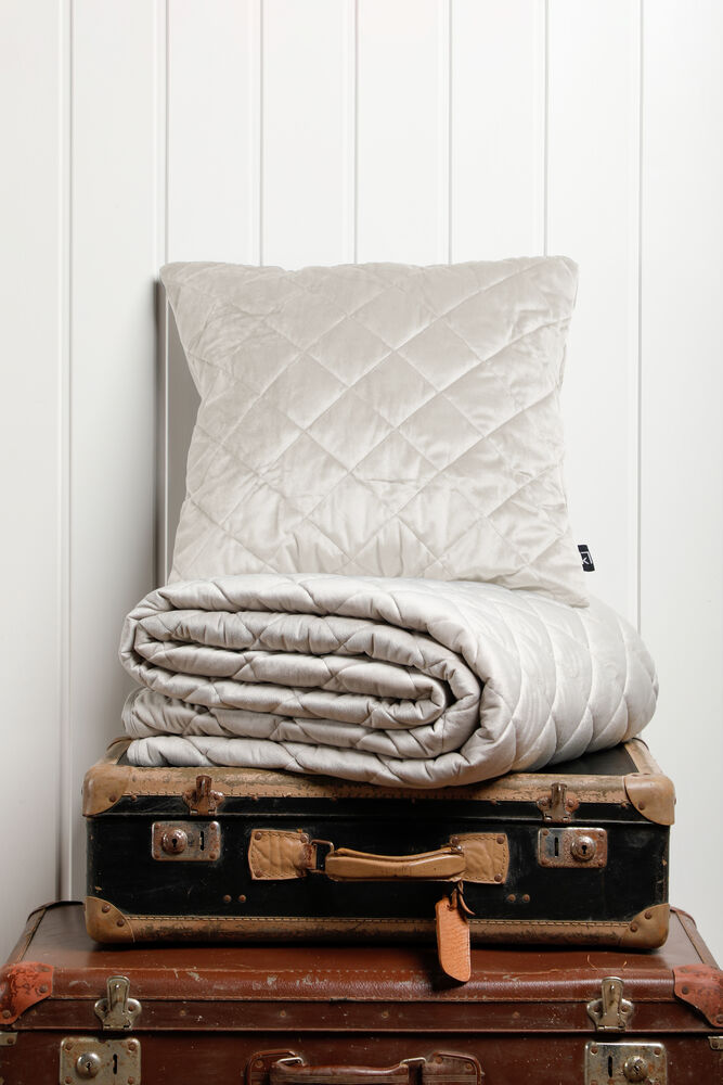 Överkast och kuddfodral QUILT SAMMET 260x260cm