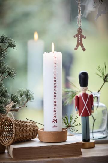 Ljus NEDRÄKNING vitt med röda tal H:25cm