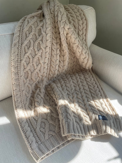Pläd CABLE KNIT Throw sand