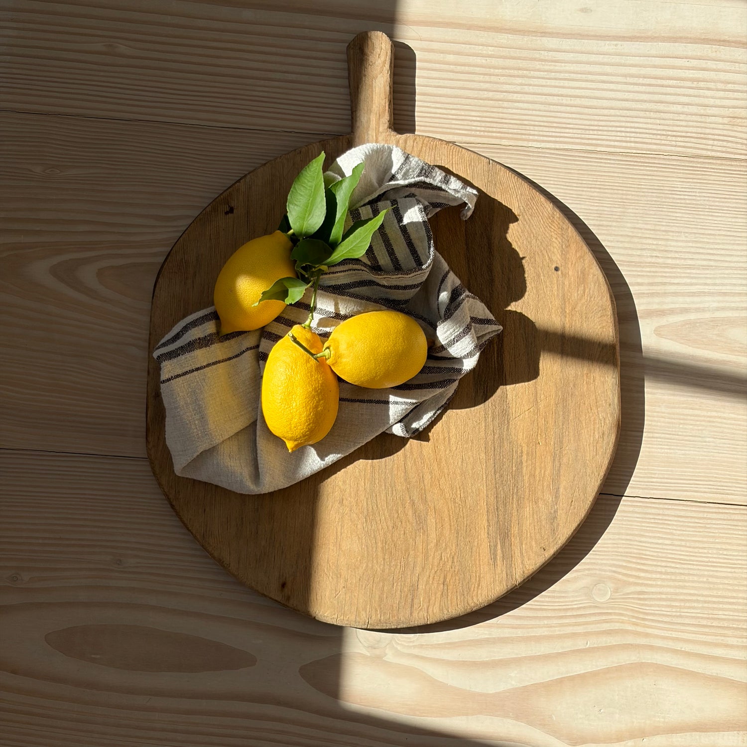 Serveringsbricka/brödspade VINTAGE rund 40,5cm