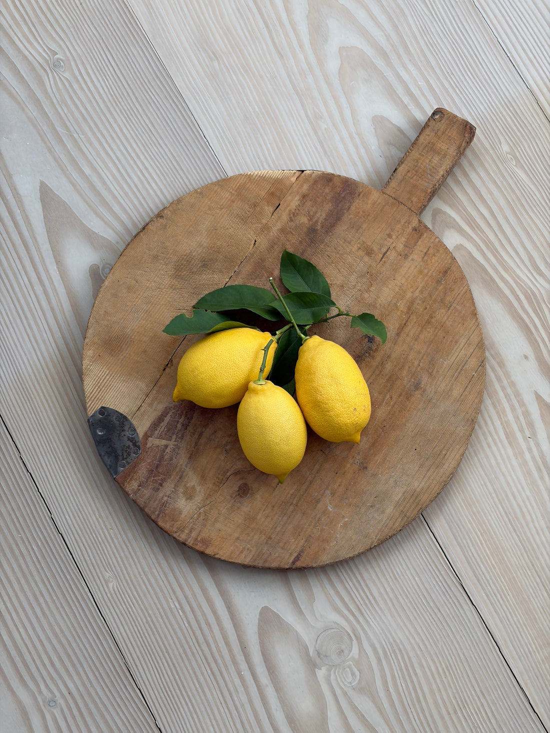 Serveringsbricka/brödspade VINTAGE rund 37,5cm