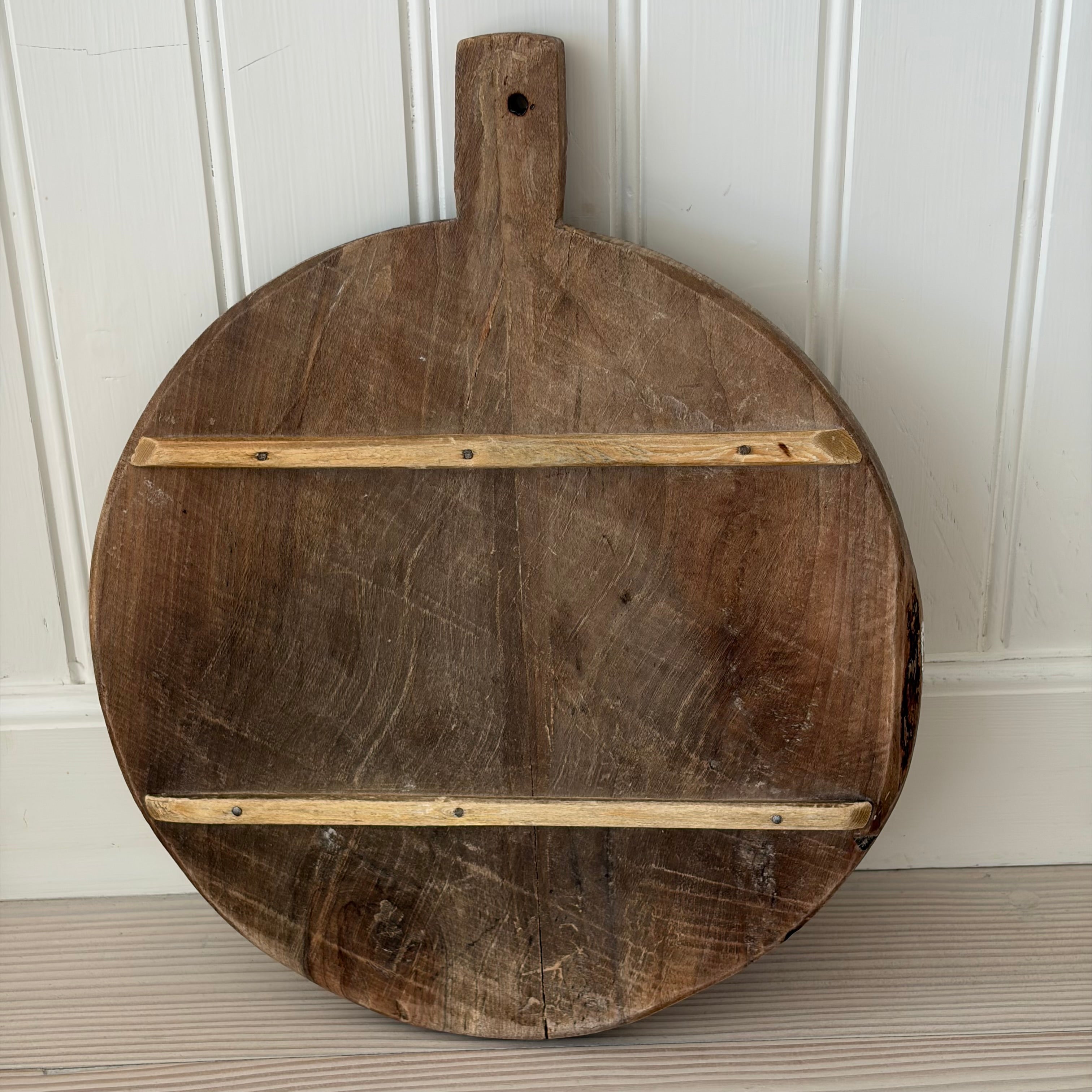 Serveringsbricka/brödspade VINTAGE rund 37cm