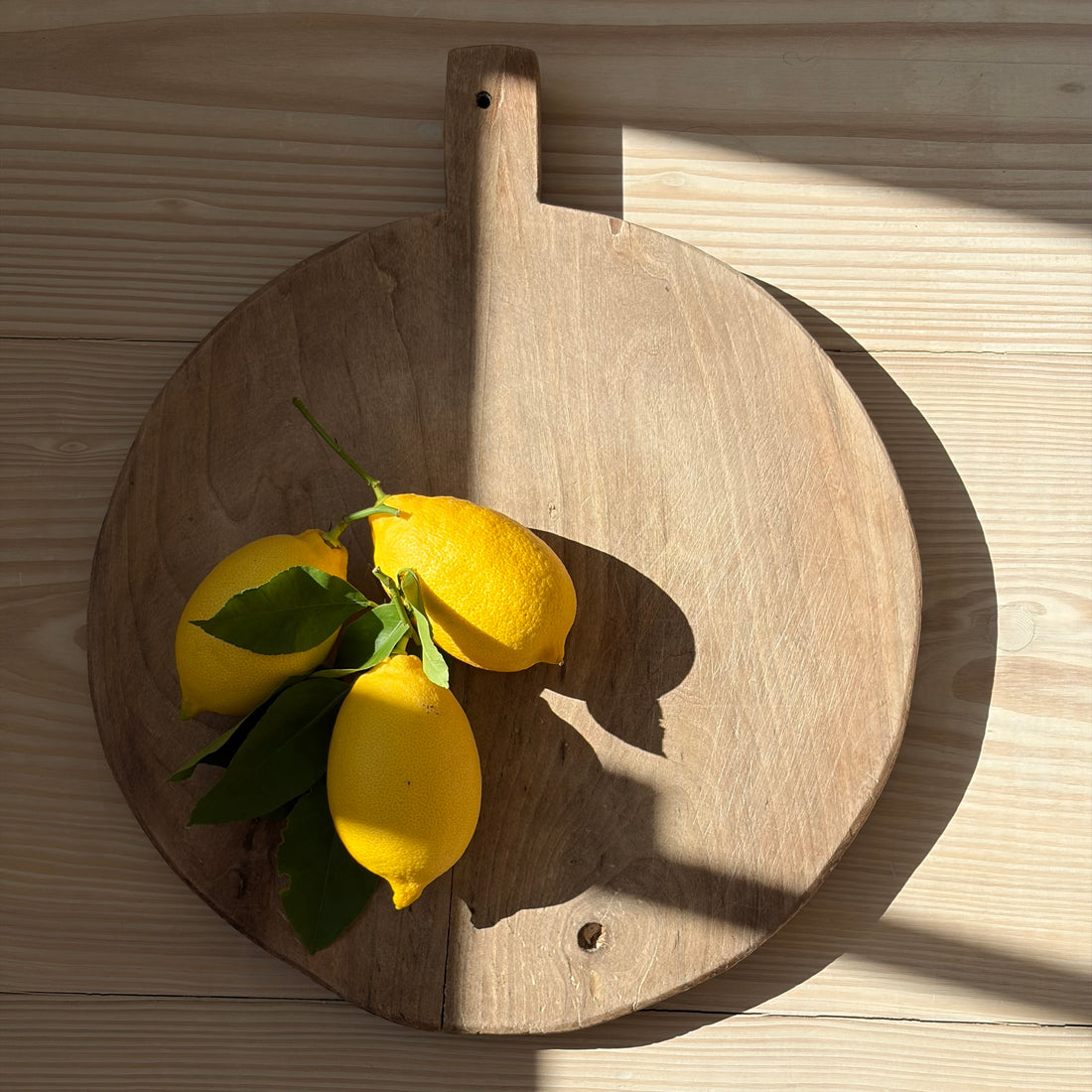 Serveringsbricka/brödspade VINTAGE rund 37cm