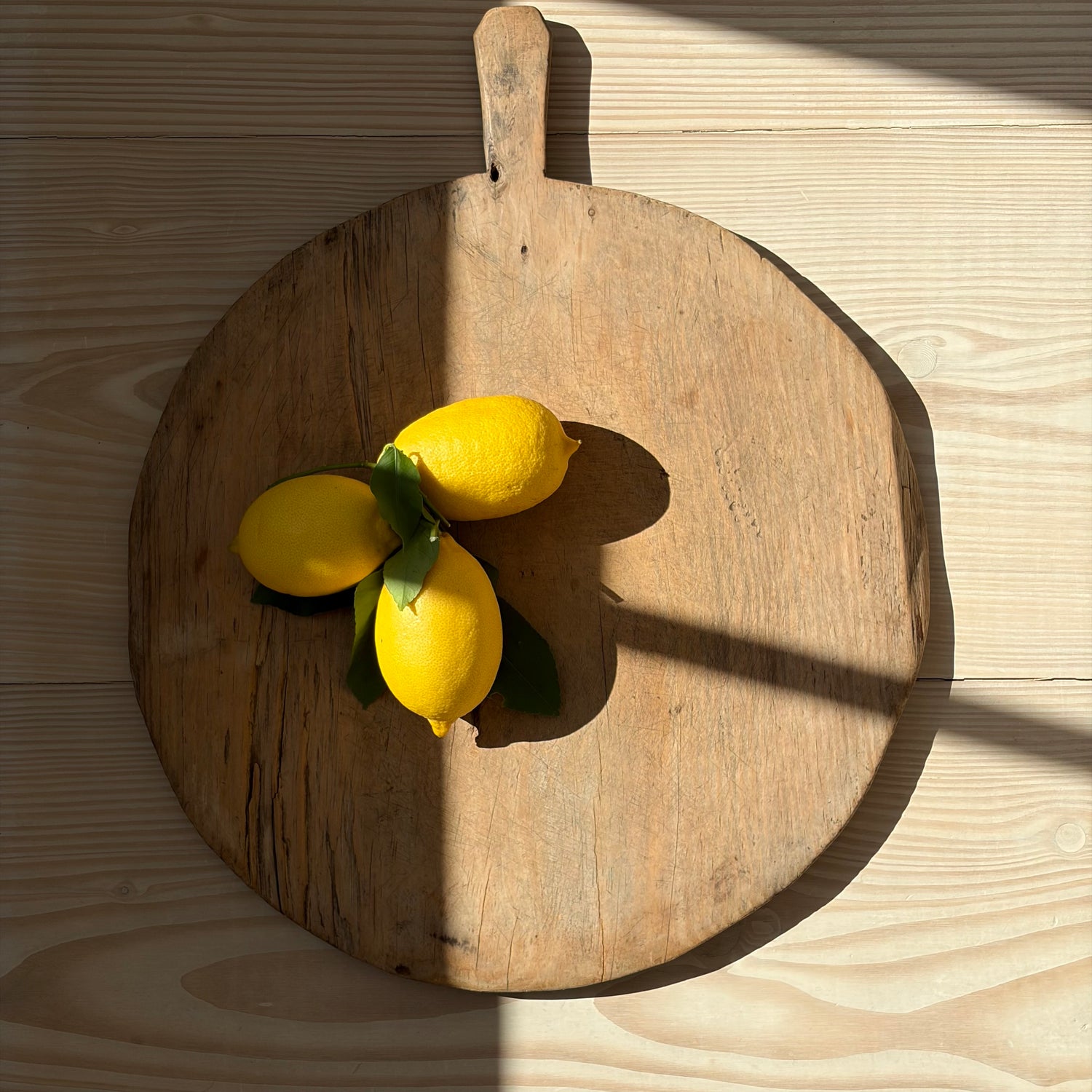 Serveringsbricka/brödspade VINTAGE rund 43cm