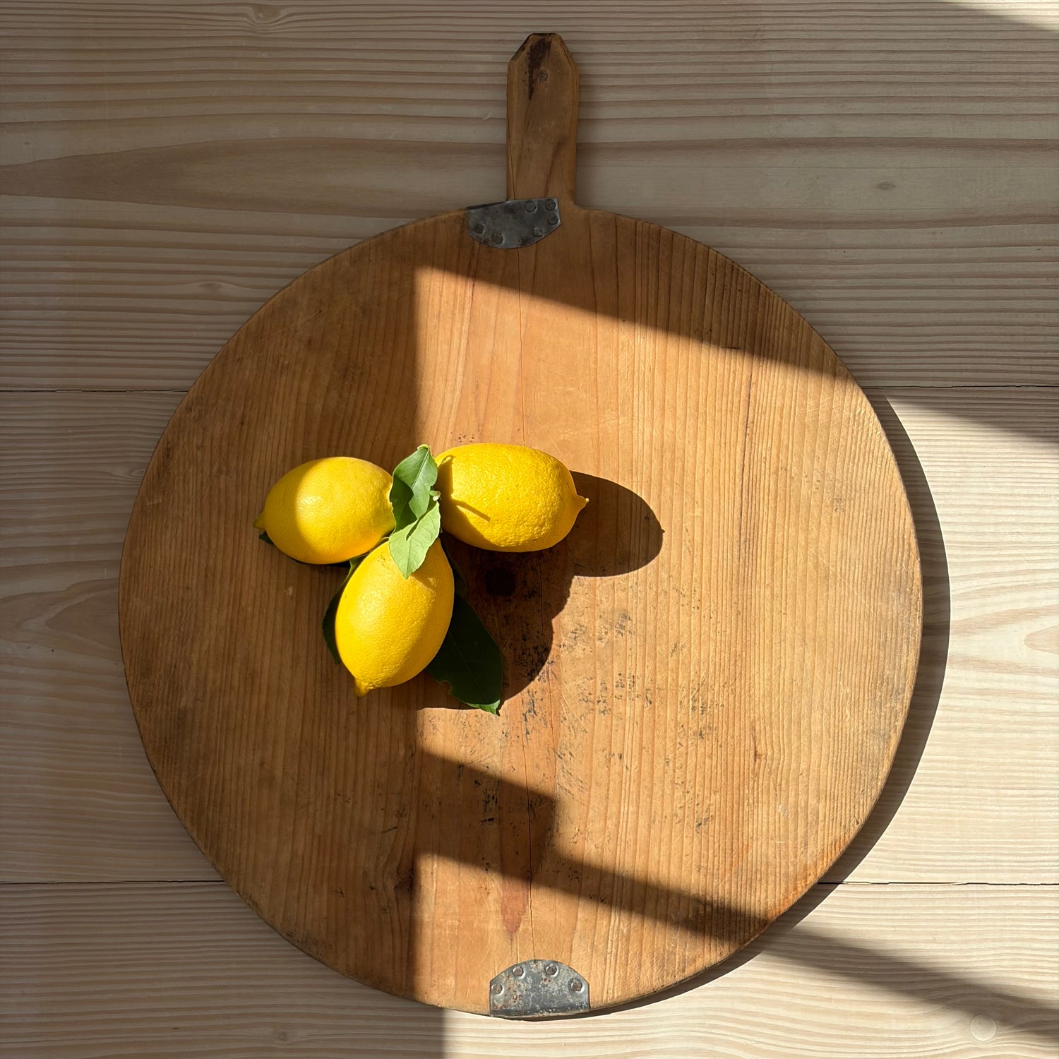 Serveringsbricka/brödspade VINTAGE rund 48,5cm