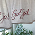 Linnefärgad gardinkappa God Jul 50x250 cm med mörkröd broderad text