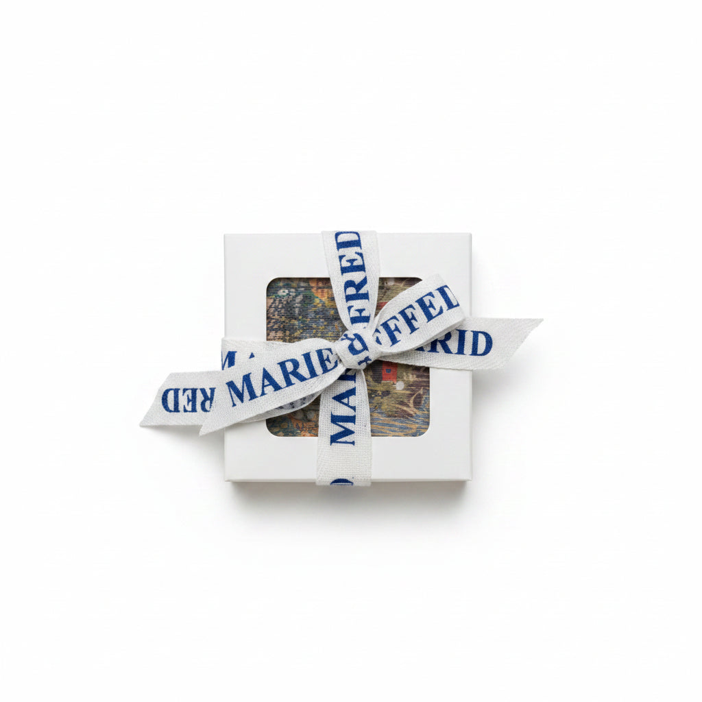 Glasunderlägg MARIEFRED SMÅBÅTSHAMNEN Harry Karlsson 4-pack 9x9cm