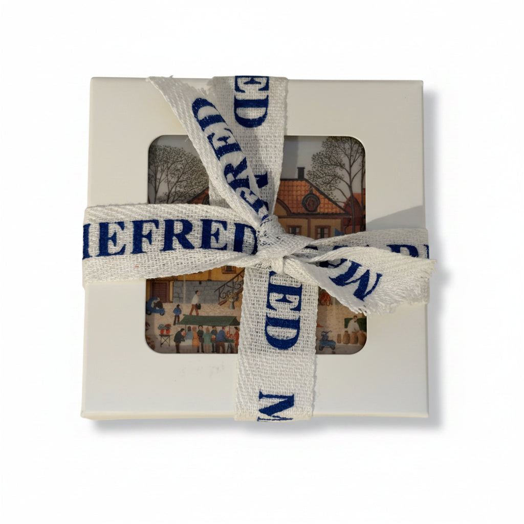 Glasunderlägg MARIEFRED RÅDHUSTORGET Harry Karlsson 4-pack 9x9cm