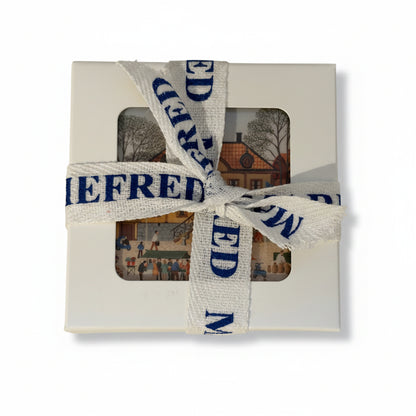 Glasunderlägg MARIEFRED RÅDHUSTORGET Harry Karlsson 4-pack 9x9cm