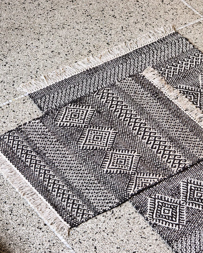 Matta ETHNIC svart/natur 200x90cm