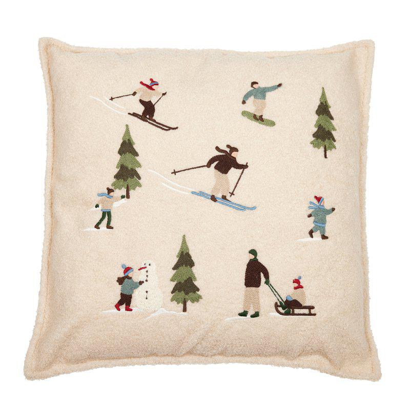 Kuddfodral Winter skiing 48x48 cm med broderat vintermotiv