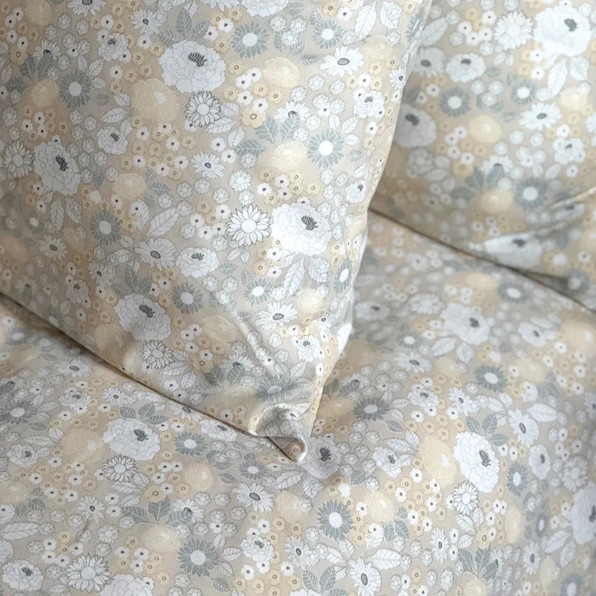 Påslakanset TORA 150x210cm - enkel gulblommig