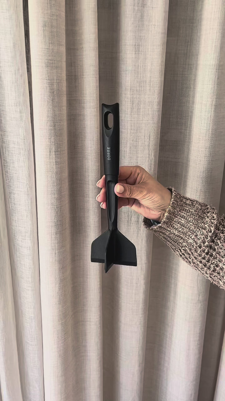 Köttfärshackare KANI svart plast
