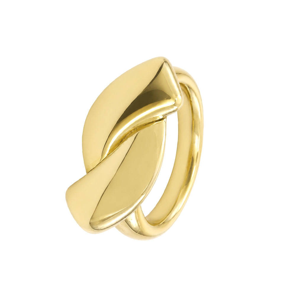 Guldpläterad ring Oria med två överlappande, mjukt formade band och blank finish.